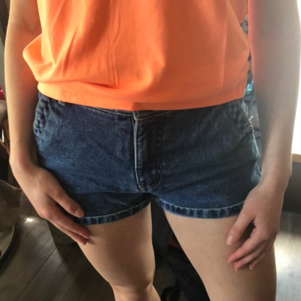 jean shorts!